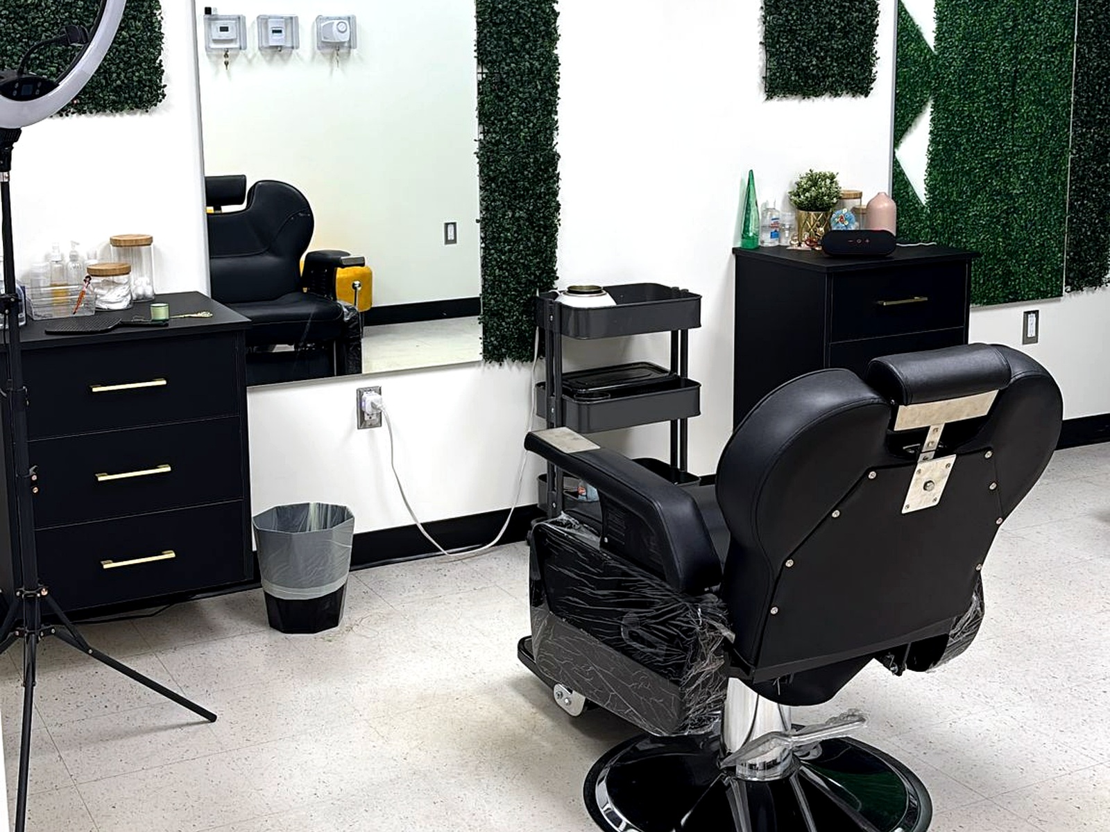 Brow styling chair and mirror in our Winnipeg salon